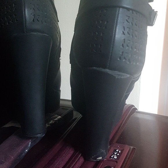 Booties - Picture 7 of 11